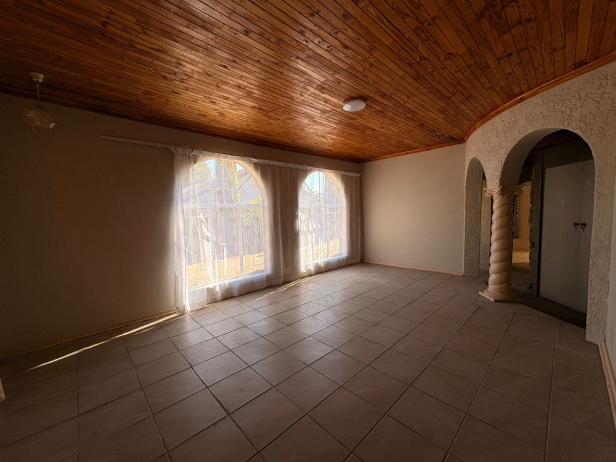 4 Bedroom Property for Sale in Stilfontein Ext 4 North West